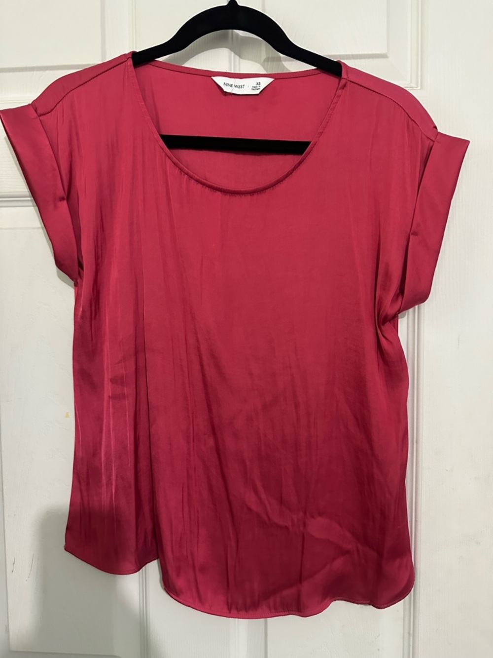 Nine West Cap-Sleeve Scoop Neck Blouse in Raspberry Pink